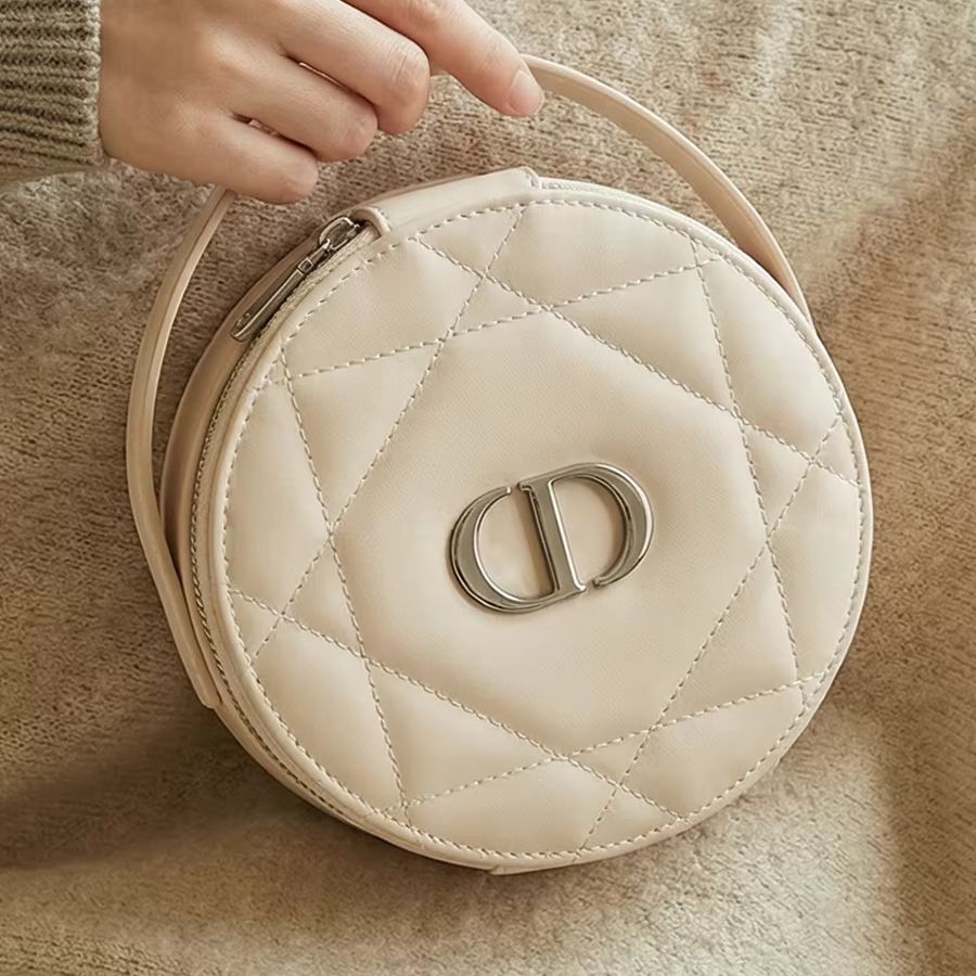 Beauty Makeup Dior - Christian Dior Dior’s Bag Luxury Apricot